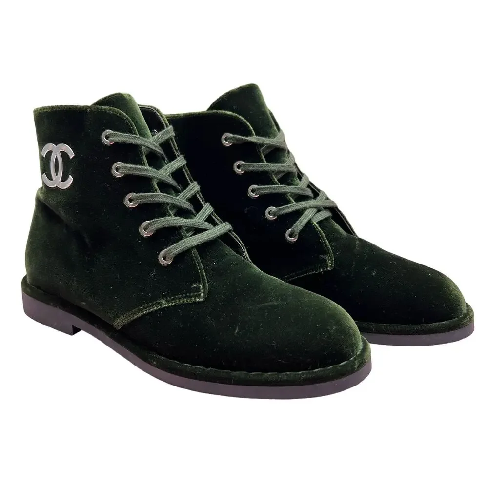 CHANEL Interlocking CC Logo Velvet Lace-Up Boots EU 38 US 8 Green Ankle Booties